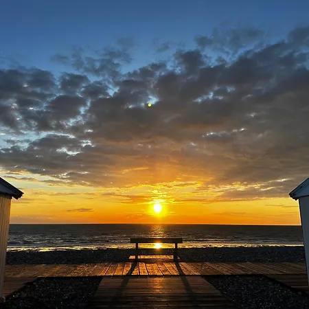 アパート A700m De La Avec Terrasse, Parking L'alouette